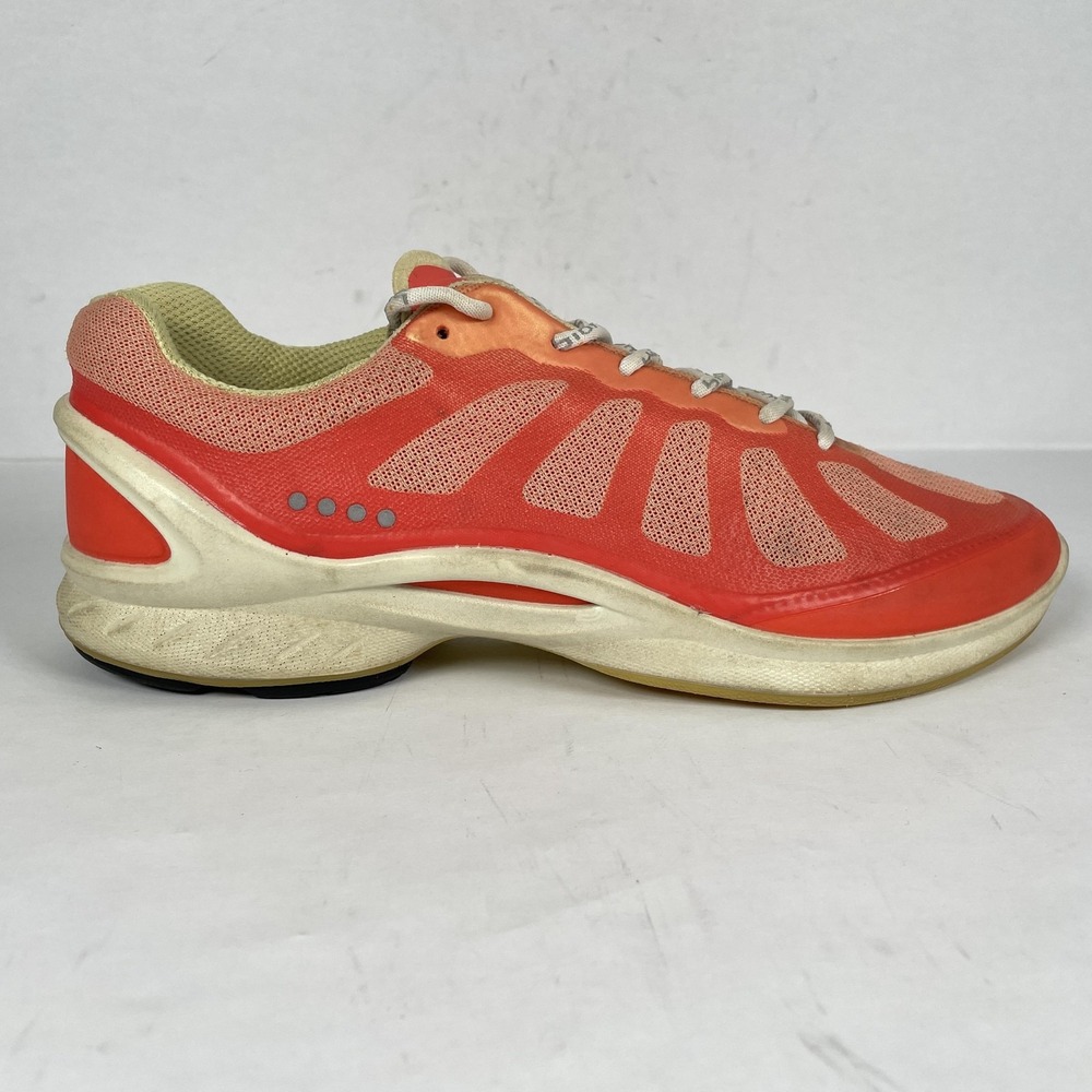Ecco Biom Shoes Womens Size 39 Orange Athletic Comfort Casual Walking Sneakers